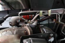 豪沃V5-X&nbsp;自卸车底盘                                                图片