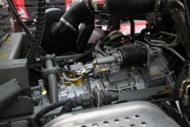 豪沃V5-X&nbsp;自卸车底盘                                                图片