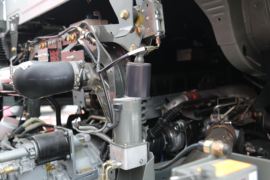 豪沃V5-X&nbsp;自卸车底盘                                                图片