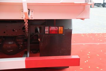 �й������ɶ����ó� ����V5 8X4 ��ж��(����)ͼƬ