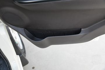 ���� ����V1 С��¹ 1.6L ���� 122���� 2.8�׵�����������ʽ΢��(����)ͼƬ