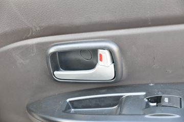 ���� ����V1 С��¹ 1.6L ���� 122���� 2.8�׵�����������ʽ΢��(����)ͼƬ