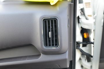 ���� ����V1 С��¹ 1.6L ���� 122���� 2.8�׵�����������ʽ΢��(����)ͼƬ