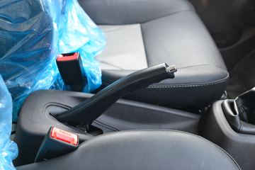 ���� ����V1 С��¹ 1.6L ���� 122���� 2.8�׵�����������ʽ΢��(����)ͼƬ