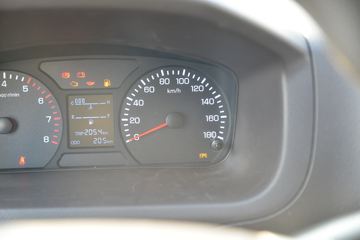 ���� ����V1 С��¹ 1.6L ���� 122���� 2.8�׵�����������ʽ΢��(����)ͼƬ