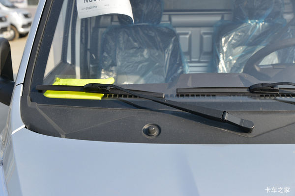 限时特惠,立降0.2万!宿州市祥菱V1载货车系列疯狂促销中