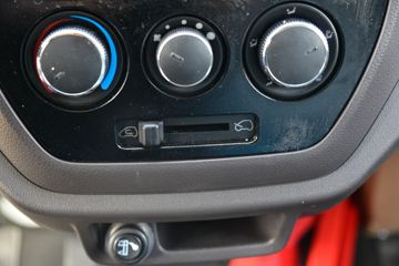  V1 С¹ 1.6L 122  2.8׵ʽ΢()()(BJ5030XXY4JV5-01)ͼƬ