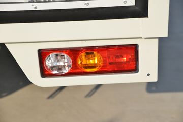 ���� ����V1 С��¹ 1.6L 122���� ���� 2.8�׵�����ʽ΢��(������)(����)(BJ5030XXY4JV5-01)ͼƬ