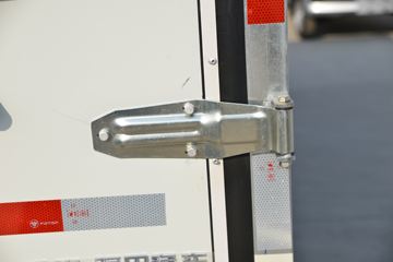 ���� ����V1 С��¹ 1.6L 122���� ���� 2.8�׵�����ʽ΢��(������)(����)(BJ5030XXY4JV5-01)ͼƬ