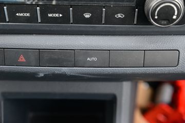 ���� ����V3 1.6L 122���� 3.7�׵�����������ʽ΢��(����)(BJ5030XYK3JV7-33)ͼƬ