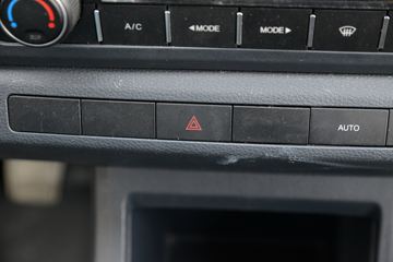 ���� ����V3 1.6L 122���� 3.7�׵�����������ʽ΢��(����)(BJ5030XYK3JV7-33)ͼƬ