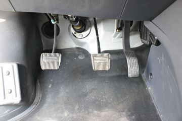 ���� ����V3 1.6L 122���� 3.7�׵�����������ʽ΢��(����)(BJ5030XYK3JV7-33)ͼƬ