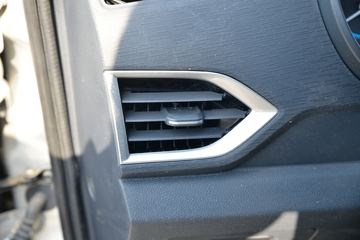 ���� ����V3 1.6L 122���� 3.7�׵�����������ʽ΢��(����)(BJ5030XYK3JV7-33)ͼƬ