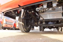 中国重汽HOWO 悍将 150马力 4.15米单排厢式轻卡(国六)(ZZ5047XXYG3215F144H)