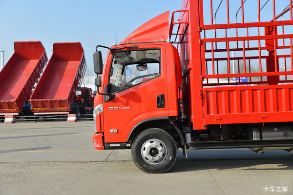 ����Ծ��c30��Խϵ����ʽ���䳵8.2������