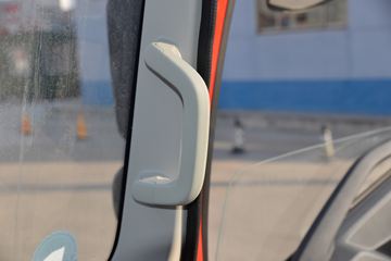 Ծ�� ��ԽC500 150���� 4.2�׵��Ų�դ�Ῠ(����)(SH5043CCYZFDDWZ1)ͼƬ