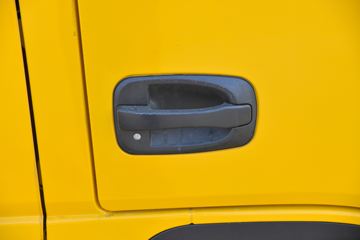 Ծ�� ����S80 95���� 4X2 3.05����ж��(SH3043PEDBNS)ͼƬ