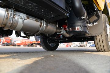 Ծ�� ����S80 95���� 4X2 3.05����ж��(SH3043PEDBNS)ͼƬ