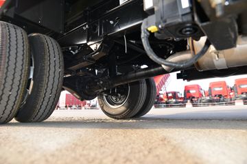 Ծ�� ����S80 95���� 4X2 3.05����ж��(SH3043PEDBNS)ͼƬ