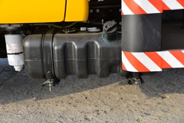 Ծ�� ����S80 95���� 4X2 3.05����ж��(SH3043PEDBNS)ͼƬ