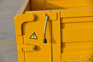 Ծ�� ����S80 95���� 4X2 3.05����ж��(SH3043PEDBNS)ͼƬ