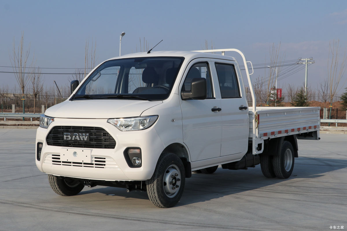 北汽制造 鲸卡T7 舒适版 1.6L 123马力 汽油 2.6米双排栏板微卡(国六)