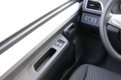 北汽制造 鲸卡T7 2.0L 133马力 汽油 2.6米双排栏板微卡(国六)(BAW1031PAB51)