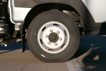 �й�����HOWO С˧ 130���� 4X2 3.6�׵�������С��ͼƬ