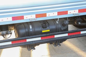 �й�����HOWO С˧ 130���� 4X2 3.6�׵�������С��ͼƬ