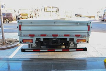 �й�����HOWO С˧ 130���� 4X2 3.6�׵�������С��ͼƬ