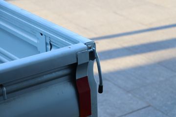 �й�����HOWO С˧ 130���� 4X2 3.6�׵�������С��ͼƬ