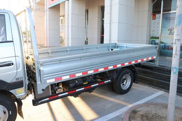 �й�����HOWO С˧ 130���� 4X2 3.6�׵�������С��ͼƬ