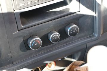 �й�����HOWO ���� 2019�� 130���� 4.15�׵��Ų�դ�Ῠ(խ��)(ZZ5047CCYF3314F143)ͼƬ