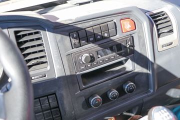 �й�����HOWO ���� 2019�� 130���� 4.15�׵��Ų�դ�Ῠ(խ��)(ZZ5047CCYF3314F143)ͼƬ