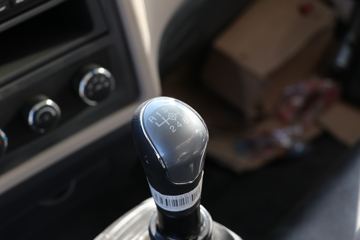 �й�����HOWO ͳ˧ 130���� 4.15�׵��������Ῠ(����)(����)(ZZ1047F3315F144)ͼƬ