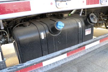 �й�����HOWO ͳ˧ 130���� 4.15�׵��������Ῠ(����)(����)(ZZ1047F3315F144)ͼƬ