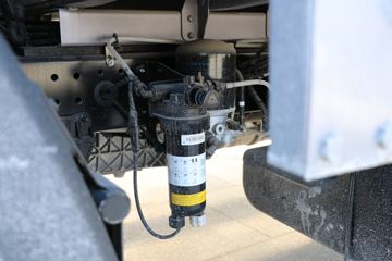 �й�����HOWO ͳ˧ 130���� 4.15�׵��������Ῠ(����)(����)(ZZ1047F3315F144)ͼƬ