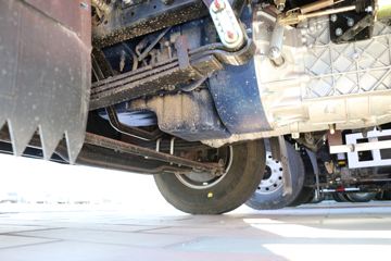 �й�����HOWO ͳ˧ 2022�� 160���� 4X2 4.15�׵��Ų�դ�Ῠ(����)(ZZ5047CCYG3315F144)ͼƬ