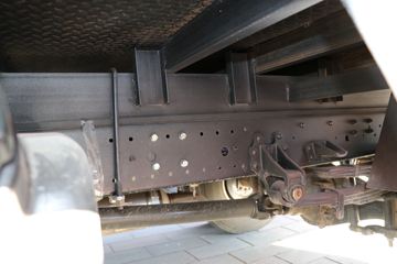 �й�����HOWO ͳ˧ 2022�� 160���� 4X2 4.15�׵��Ų�դ�Ῠ(����)(ZZ5047CCYG3315F144)ͼƬ