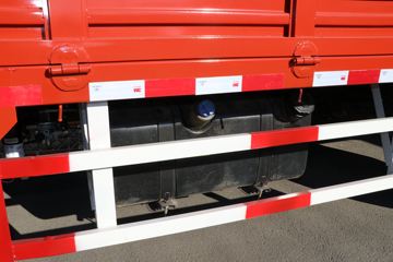 �й�����HOWO ͳ˧ 2022�� 160���� 4X2 4.15�׵��Ų�դ�Ῠ(����)(ZZ5047CCYG3315F144)ͼƬ