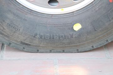 �й�����HOWO ͳ˧ 2022�� 160���� 4X2 4.15�׵��Ų�դ�Ῠ(����)(ZZ5047CCYG3315F144)ͼƬ