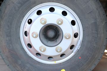 �й�����HOWO ͳ˧ 2022�� 160���� 4X2 4.15�׵��Ų�դ�Ῠ(����)(ZZ5047CCYG3315F144)ͼƬ