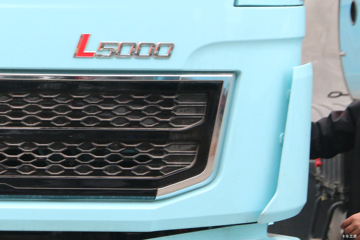 ؿ L5000 ͨ 220 4X2 6.8ײդʽػ()(SX5189CCYLA501F2)                                                
