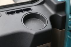 陕汽重卡 德龙L5000 绿通版 220马力 4X2 6.8米仓栅式载货车(国六) 陕汽重卡 德龙L5000 绿通版 220马力 4X2 6.8米仓栅式载货车(国六)