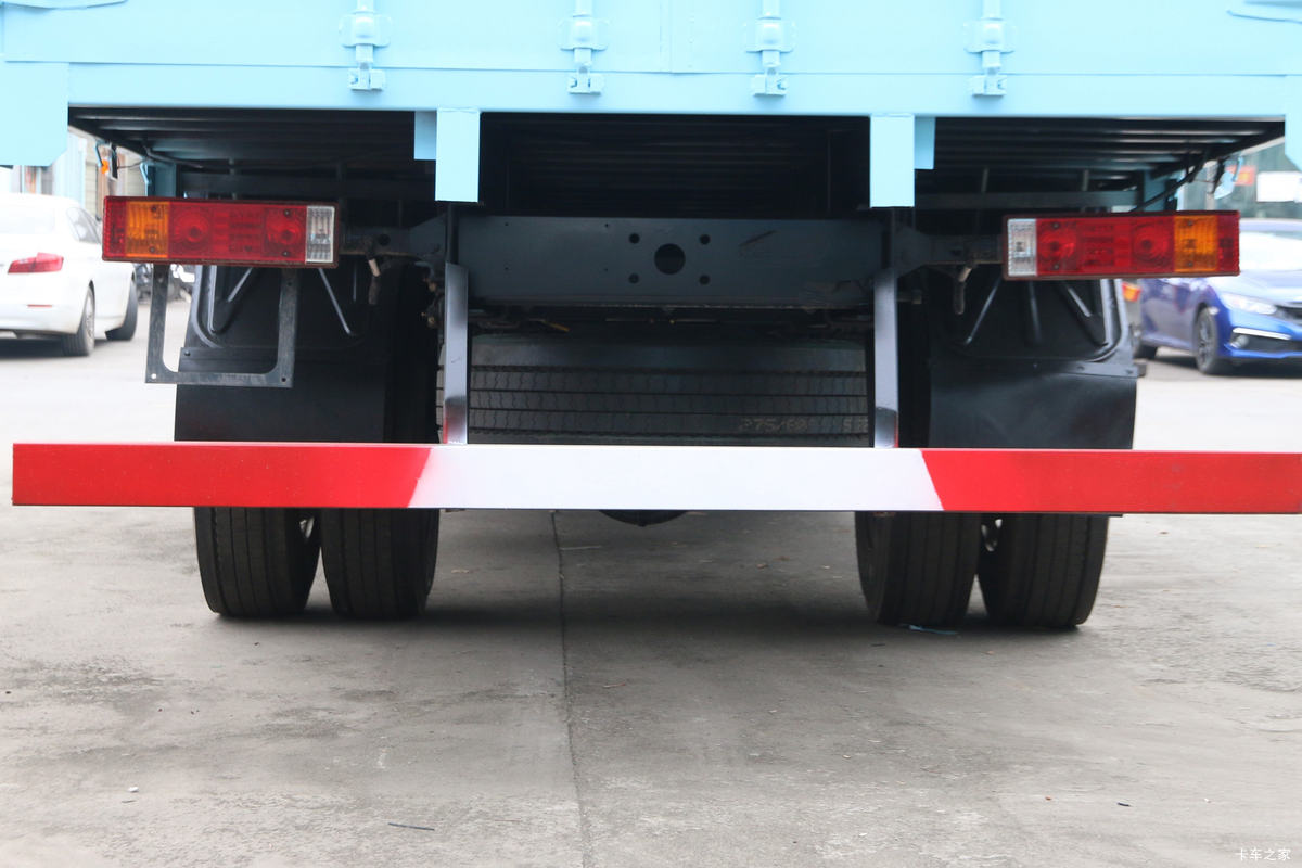 ؿ L5000 ͨ 220 4X2 6.8ײդʽػ()(SX5189CCYLA501F2)                                                