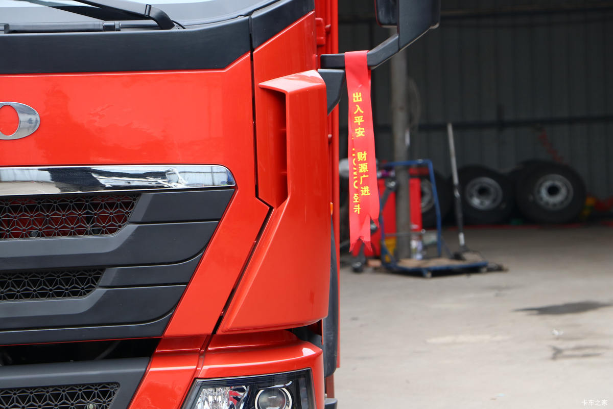 �й�����HOWO G5X�п� 220���� 6.75���Ű��դʽ�ػ���(����)(ZZ5187CCYK521DF1)���                                                