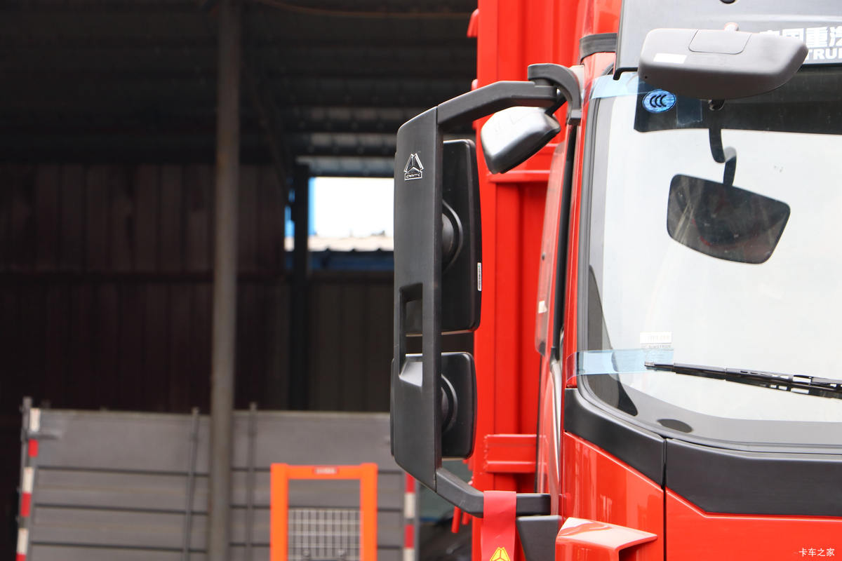 �й�����HOWO G5X�п� 220���� 6.75���Ű��դʽ�ػ���(����)(ZZ5187CCYK521DF1)���                                                