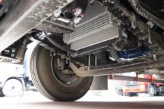 中国重汽HOWO G5X中卡 220马力 6.75米排半仓栅式载货车(国六)(ZZ5187CCYK521DF1)