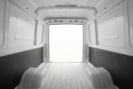 EV80&nbsp;电动封闭厢货货厢图片