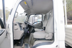 江铃 凯威宽体 150马力 4.2米单排栏板轻卡(国六)(JX1046TGA26)